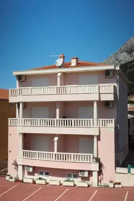 Zgrada u kojoj se nalazi apartman