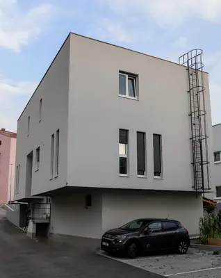 Zgrada u kojoj se nalazi apartman
