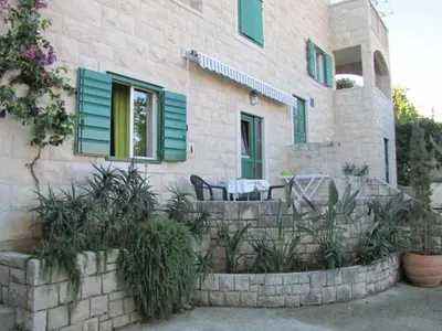 Zgrada u kojoj se nalazi apartman