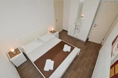 Krevet ili kreveti u jedinici u objektu Apartments and rooms by the sea Makarska - 22419