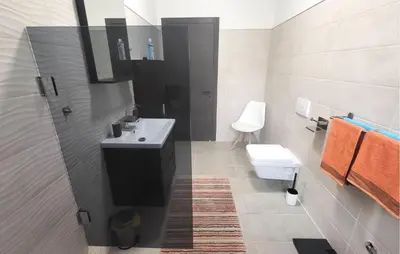 Kupaonica u objektu Luxurious Apartment In Postira
