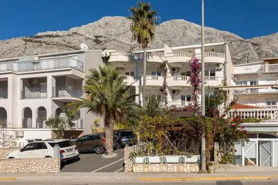 Pogled na planine ili pogled na planine iz apartmana