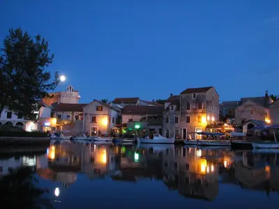 Pogled na rijeku u blizini apartmana