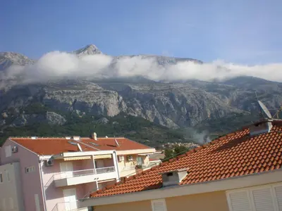 Pogled na planine ili pogled na planine iz apartmana