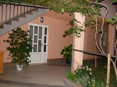 Vrt u objektu Apartments Ledic