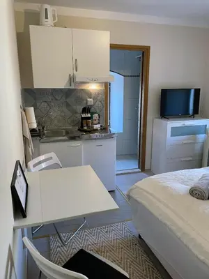Krevet ili kreveti u jedinici u objektu KLARA Hopper Apartment, old town house, SEA VIEW
