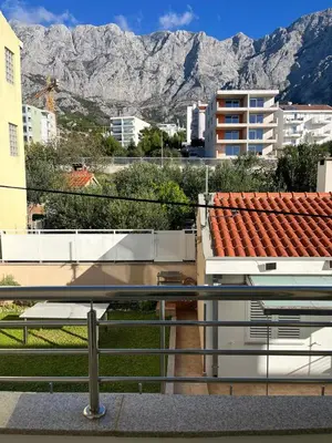 Pogled na planine ili pogled na planine iz apartmana