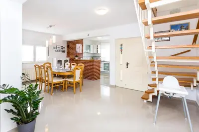 Kuhinja ili čajna kuhinja u objektu Cozy Nature House by Domljan Family