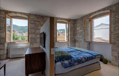 Pogled na planine ili pogled na planine iz apartmana