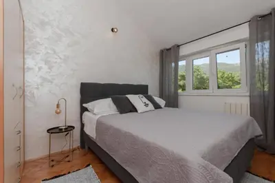 Krevet ili kreveti u jedinici u objektu Nature View Spacious Five Bedroom Villa, Pool