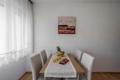 Hrana u apartmanu ili u blizini