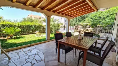 Vrt u objektu Apartment Huanita