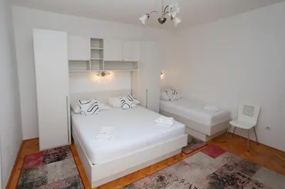 Krevet ili kreveti u jedinici u objektu Apartments Edita & Robert