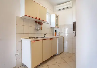 Kuhinja ili čajna kuhinja u objektu Apartments Ante