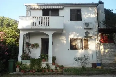 Zgrada u kojoj se nalazi apartman