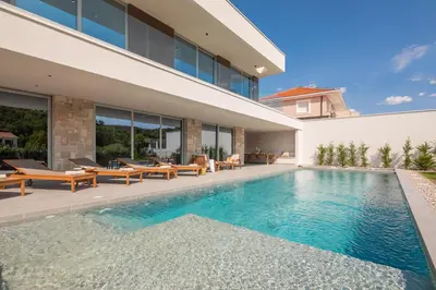 Bazen u objektu Villa ZaLú with Heated Pool ili u blizini