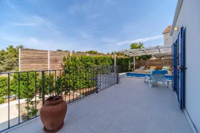Balkon ili terasa u objektu Villa Milna Bay - Heated Pool, Sea Views & Near Beach I Brač Island