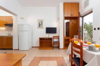 Kuhinja ili čajna kuhinja u objektu Sunset Apartments Mate