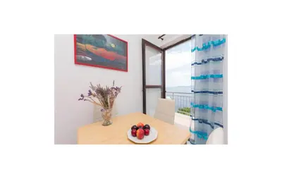 Tlocrt objekta Gorgeous Apartment In Omis With Wifi