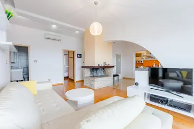 Kuhinja ili čajna kuhinja u objektu Apartments Flor de Lis