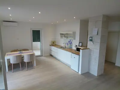 Kuhinja ili čajna kuhinja u objektu Apartment Esperansa