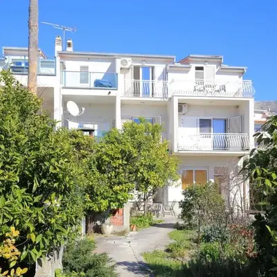 Family friendly seaside apartments Podstrana - Split - 23954