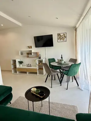 TV i/ili zabavni centar u objektu Apartman Mali Raj