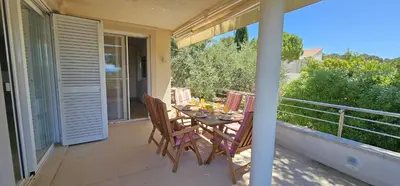 Balkon ili terasa u objektu Villa with garden and private pool - Villa Alexandria