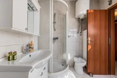Kupaonica u objektu Spacious & Charming Apartment 128 m2 with Sea View