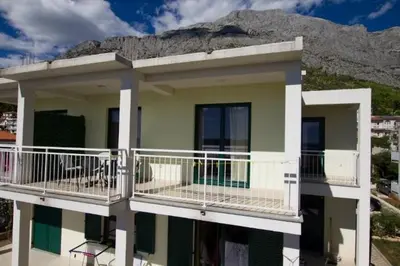 Pogled na planine ili pogled na planine iz apartmana