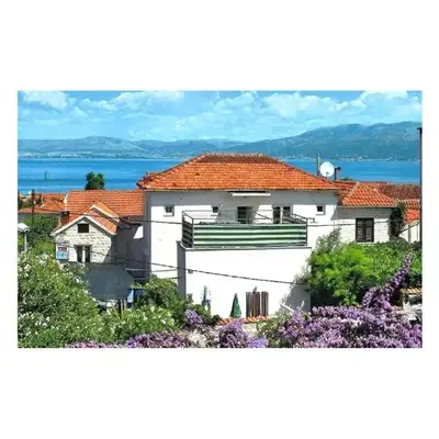 Amazing Apartment In Supetar With Wifi
