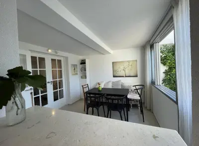 TV i/ili zabavni centar u objektu Beachy Escape - BBQ - WiFi - Stari Grad, Hvar