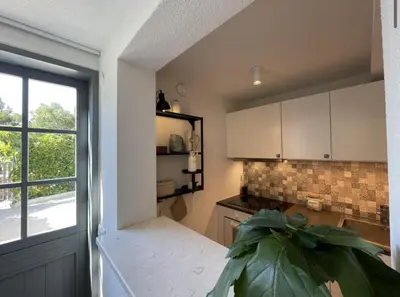 Kuhinja ili čajna kuhinja u objektu Beachy Escape - BBQ - WiFi - Stari Grad, Hvar