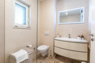 Kupaonica u objektu Kuća za odmor La Lu