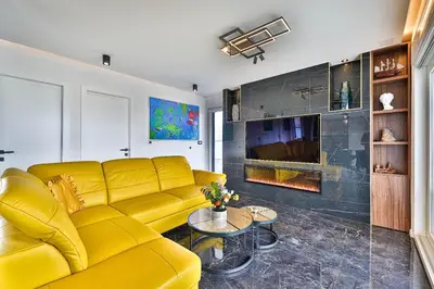 TV i/ili zabavni centar u objektu Sky Pool Penthouse with a huge heated private pool