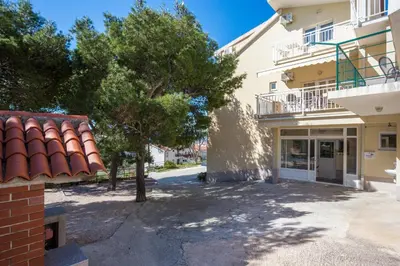 Zgrada u kojoj se nalazi apartman
