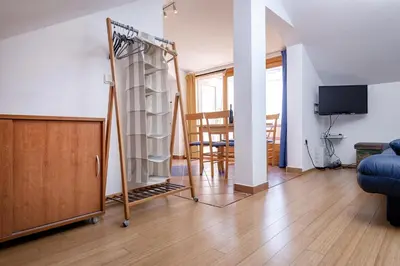 TV i/ili zabavni centar u objektu Studio Zavala 2061a
