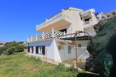 Zgrada u kojoj se nalazi apartman