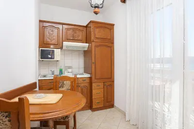 Kuhinja ili čajna kuhinja u objektu Apartments with parking space Stanici, Omis - 2818