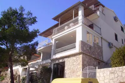 Zgrada u kojoj se nalazi apartman