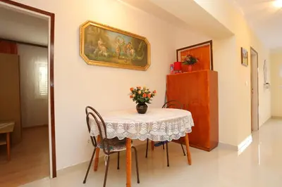 Tlocrt objekta Apartments with parking space Nemira, Omis - 4652