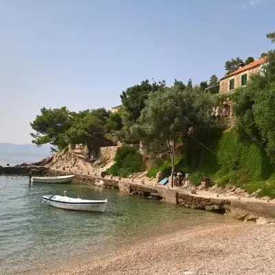 Seaside secluded apartments Cove Torac