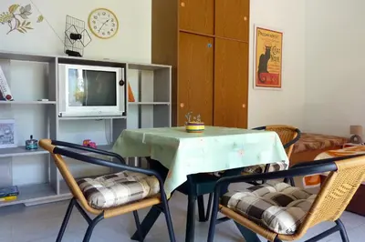 Kuhinja ili čajna kuhinja u objektu Apartments by the sea Zavode, Omis - 5252