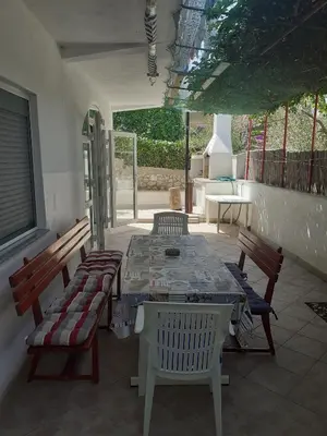 Popločani dio dvorišta ili vanjski dio objekta Apartment Sutivan 5629a