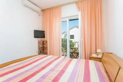 Krevet ili kreveti u jedinici u objektu Double Room Supetar 5658d