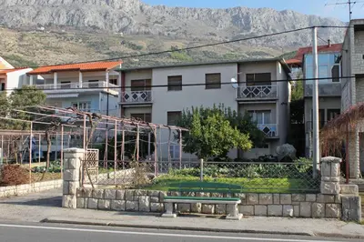 Pogled na planine ili pogled na planine iz apartmana