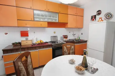 Kuhinja ili čajna kuhinja u objektu Apartments by the sea Sumpetar, Omis - 5983