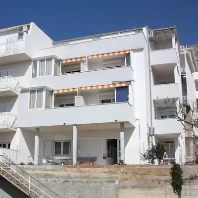 Apartments with a parking space Nemira