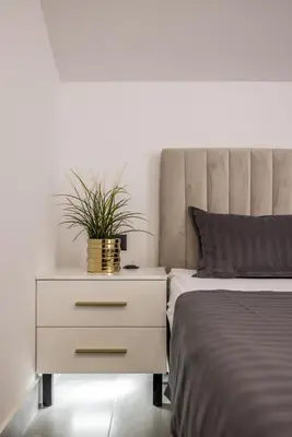 Krevet ili kreveti u jedinici u objektu Golden Sunset Sutivan - Exclusive 4-Star Apartment