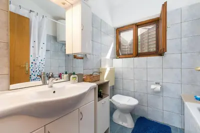 Kupaonica u objektu Apartment Stomorska 8650a